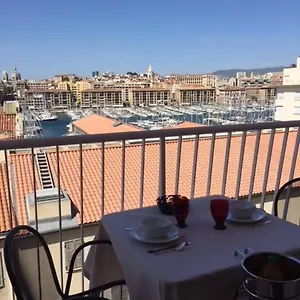 https://suite-privee-du-balcon-du-vieux-port-marseille.fr-provencehotel.com